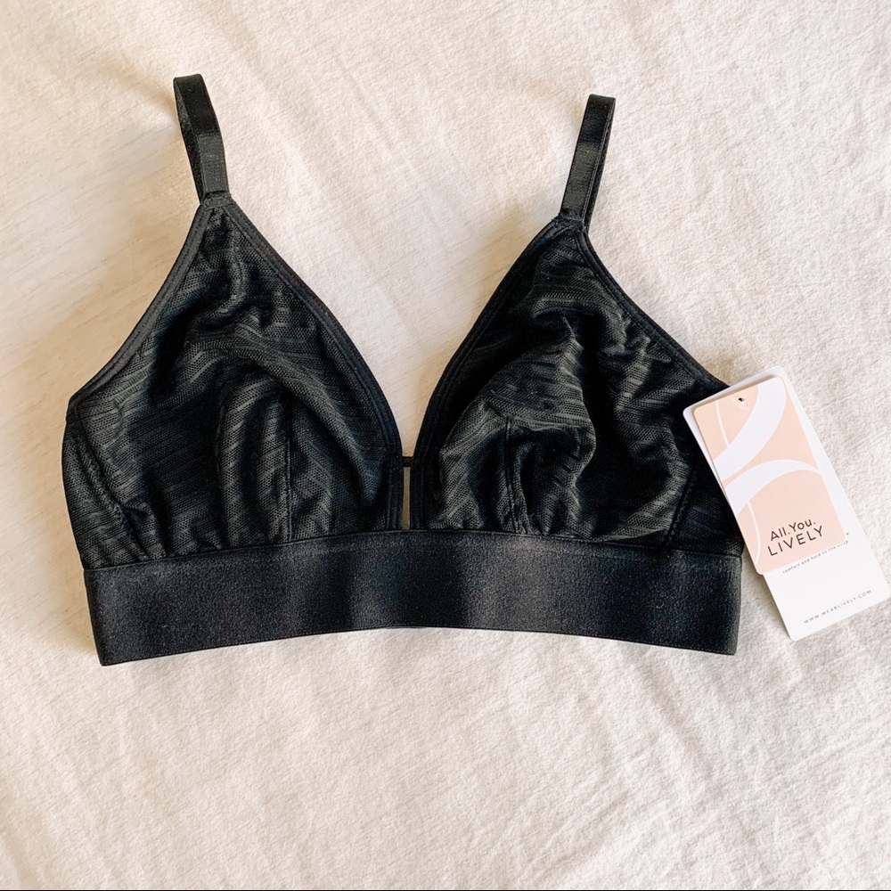 NWT Wear Lively Bralette